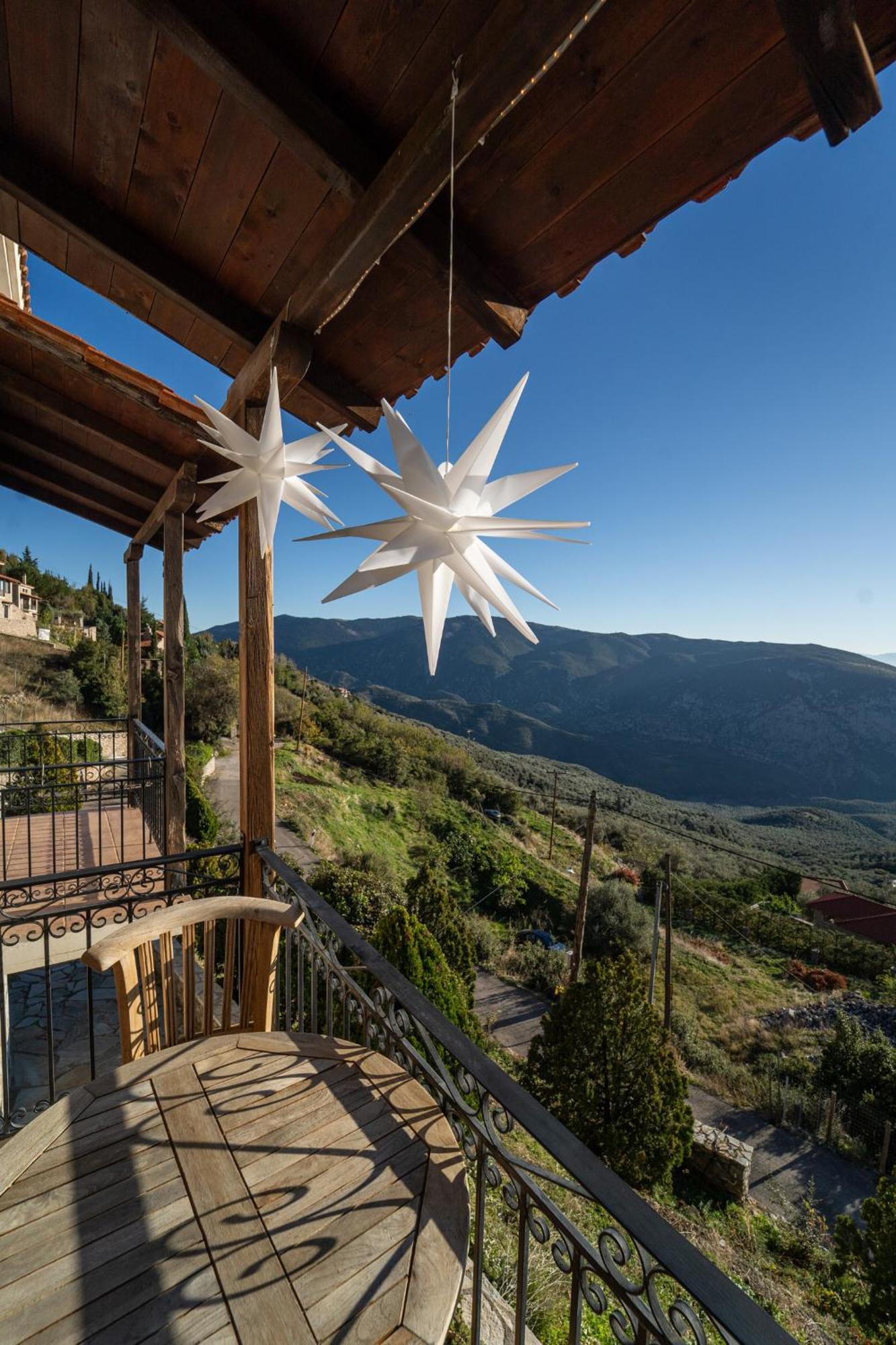 Rock Dandy Deluxe Chalet In Arachova - Delphi, Sauna, Prv Parking, Amazing View المظهر الخارجي الصورة
