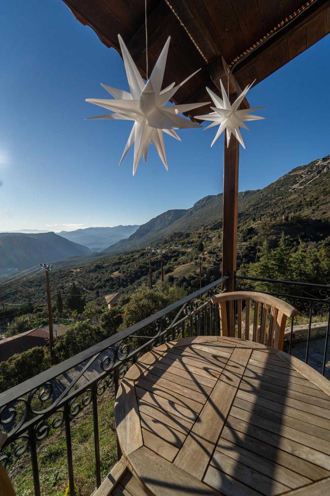 Rock Dandy Deluxe Chalet In Arachova - Delphi, Sauna, Prv Parking, Amazing View المظهر الخارجي الصورة