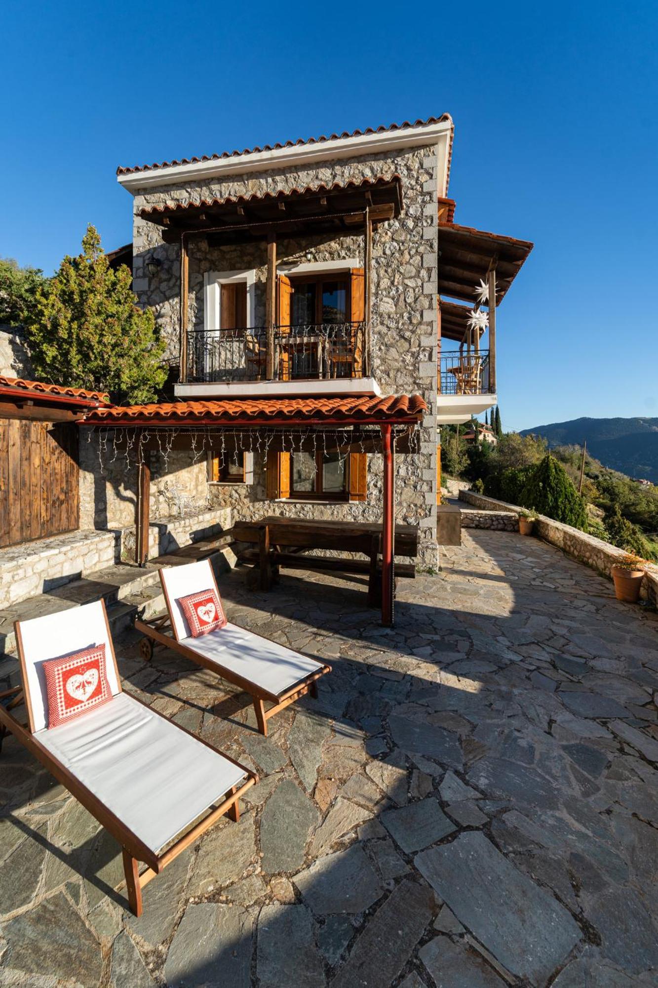Rock Dandy Deluxe Chalet In Arachova - Delphi, Sauna, Prv Parking, Amazing View المظهر الخارجي الصورة