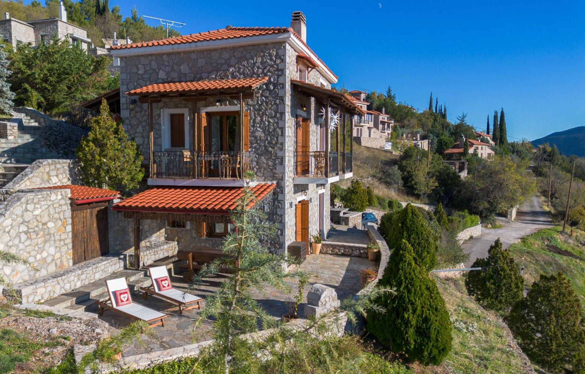 Rock Dandy Deluxe Chalet In Arachova - Delphi, Sauna, Prv Parking, Amazing View المظهر الخارجي الصورة