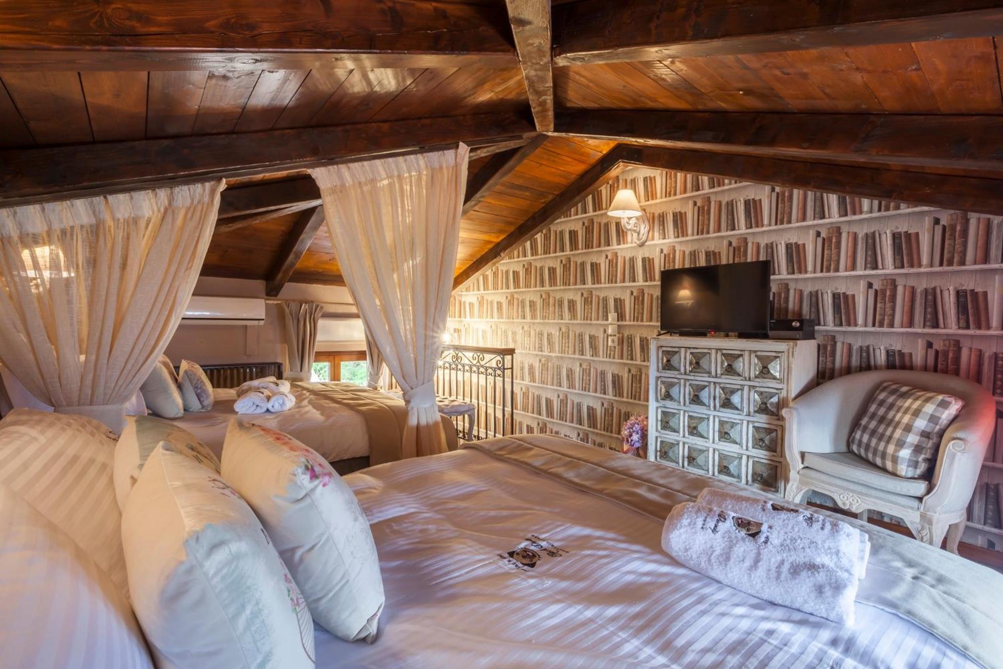 Rock Dandy Deluxe Chalet In Arachova - Delphi, Sauna, Prv Parking, Amazing View المظهر الخارجي الصورة